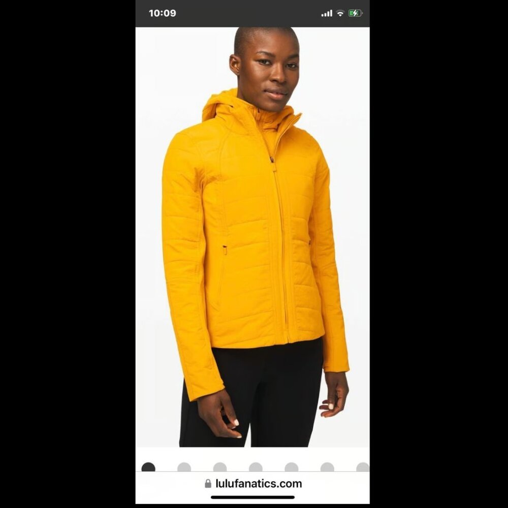 Lululemon Athletica Another Mile Jacket size 4 Excellent Condition